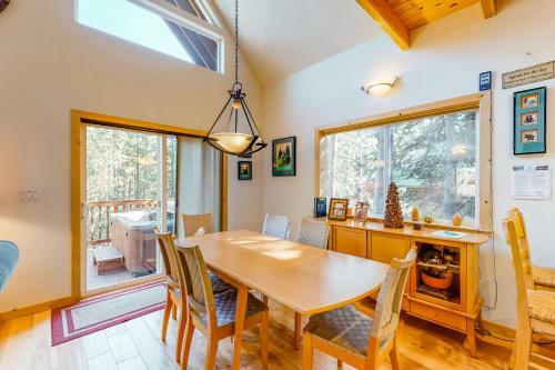 Serene Family Cabin