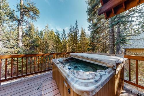 Serene Family Cabin