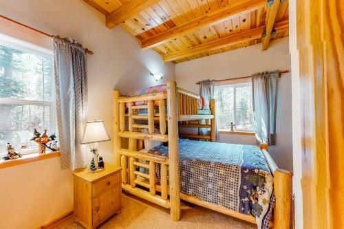 Serene Family Cabin