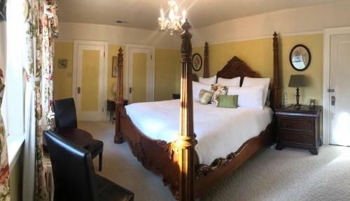 The Inn On Knowles Hill Bed & Breakfast Hotel