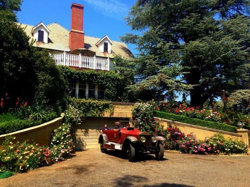 The Inn On Knowles Hill Bed & Breakfast Hotel