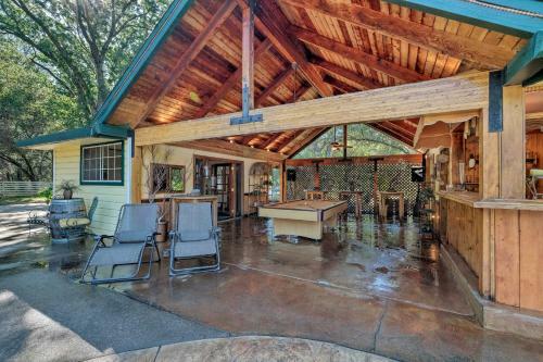 Sonora Home On 10 Resort Acres With Shared Pool!