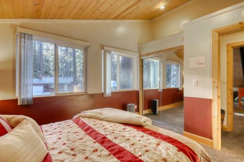 Julie Lane Retreat