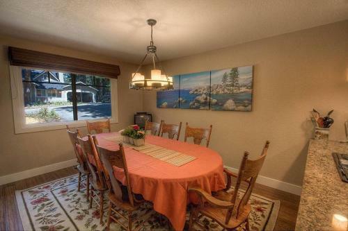 Fernandez Hideaway By Lake Tahoe Accommodations
