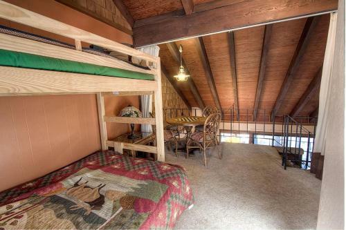 Sky Chalet By Lake Tahoe Accommodations