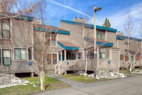 Swimsuit Required By Lake Tahoe Accommodations