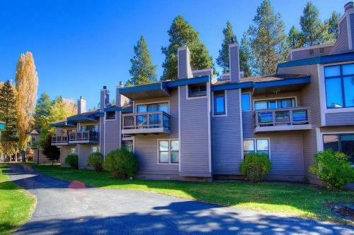 Our Happy Place By Lake Tahoe Accommodations