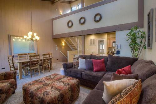 Our Happy Place By Lake Tahoe Accommodations