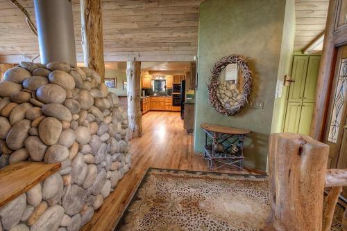 Heavenly Tree House By Lake Tahoe Accommodations
