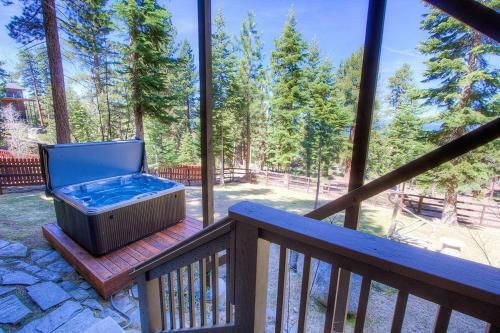 Heavenly Tree House By Lake Tahoe Accommodations