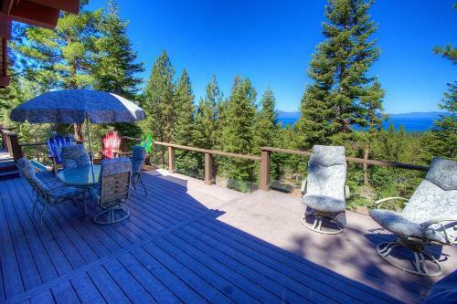 Heavenly Tree House By Lake Tahoe Accommodations