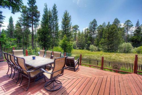 Meadowview Hideaway By Lake Tahoe Accommodations