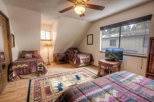 Bambis Bunkhouse By Lake Tahoe Accommodations