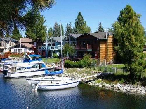 Emerald Lodge By Lake Tahoe Accommodations