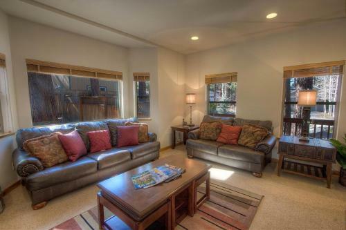 Casa Angora By Lake Tahoe Accommodations