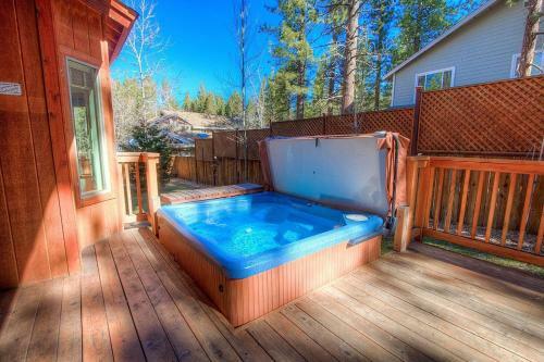 Casa Angora By Lake Tahoe Accommodations