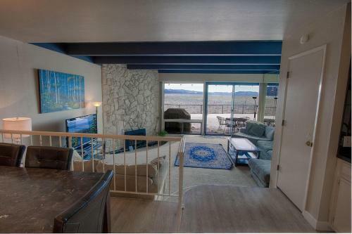 Tahoe Marina Shores By Lake Tahoe Accommodations