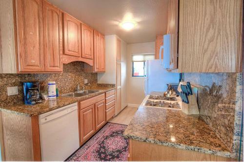 Tahoe Marina Shores By Lake Tahoe Accommodations