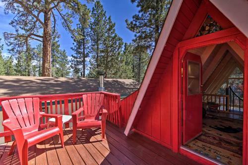 One-of-a-kind Couples Getaway Big Bear A-frame!