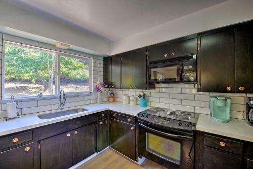 Wine Lovers Garden Oasis By Main St Sutter Creek!