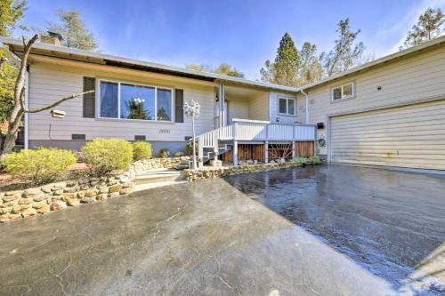 Wine Lovers Garden Oasis By Main St Sutter Creek!
