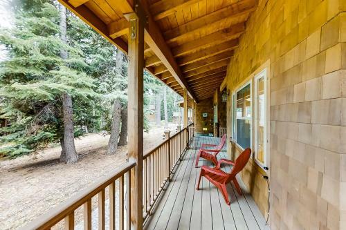 North Lake Lodge