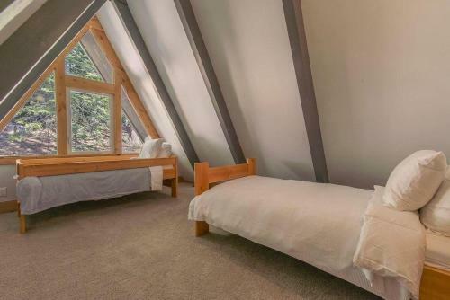Dancing Bear By Avantstay - Newly Remodeled A Frame In Talmont! Big Views!