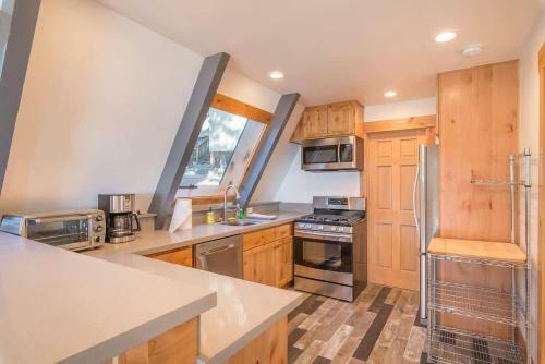 Dancing Bear By Avantstay - Newly Remodeled A Frame In Talmont! Big Views!