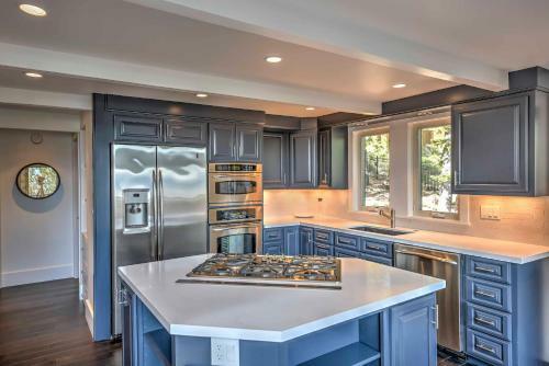 Tahoe City House Modern A-frame With Large Deck!