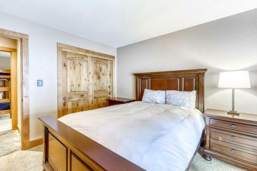 Regency Retreat