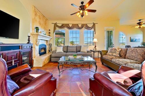 Tv-404 Endless Vineyard Views