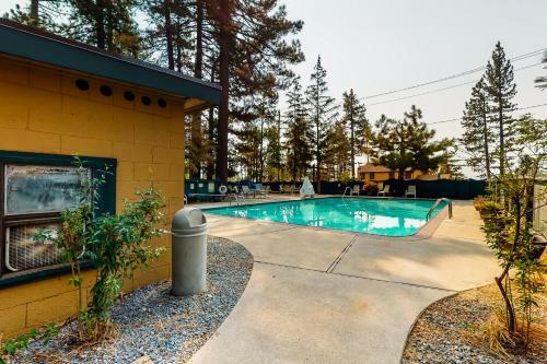 Franciscan Lakeside Lodge Studio