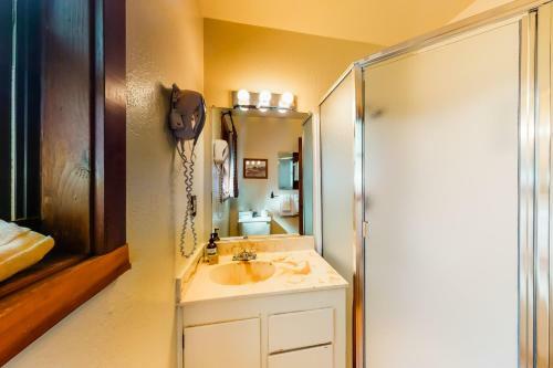 Franciscan Lakeside Lodge Studio