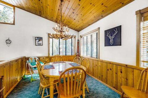 Deer Ave Retreat