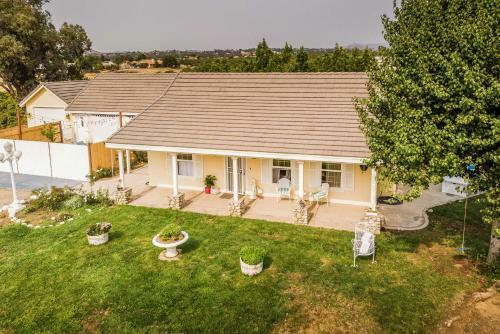 Lovely Home With Patio In Temecula Wine Country!