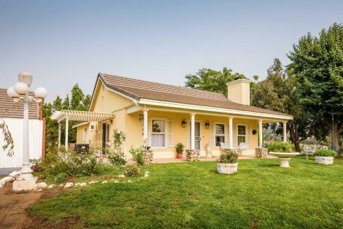 Lovely Home With Patio In Temecula Wine Country!