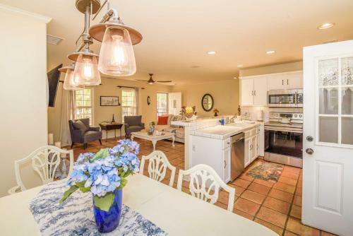 Lovely Home With Patio In Temecula Wine Country!