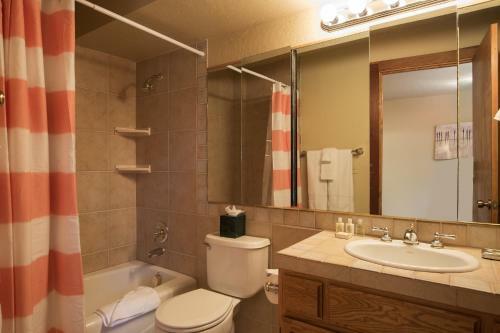 Beautiful Northstar Home With Golf Course View. Free Grocery Delivery!