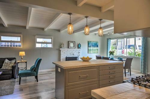 Remodeled Ventura Beach Home With Yard And Fire Pit!