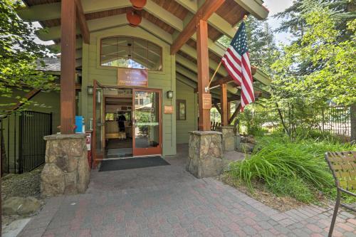 Idyllic Northstar Cabin With Shuttle 2 Mi To Resort!