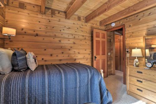 Idyllic Northstar Cabin With Shuttle 2 Mi To Resort!