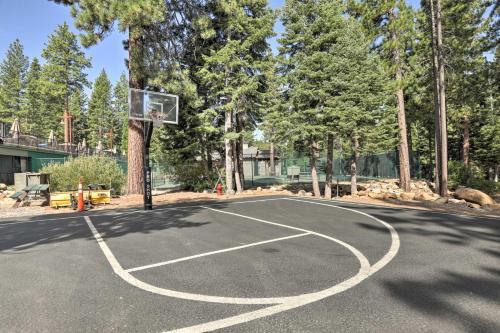 Idyllic Northstar Cabin With Shuttle 2 Mi To Resort!