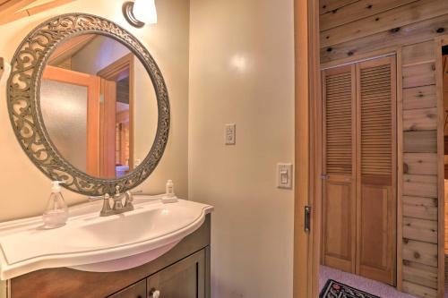 Idyllic Northstar Cabin With Shuttle 2 Mi To Resort!