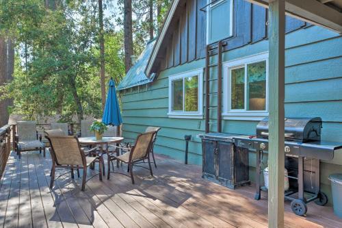 Peaceful Twain Harte Cabin With Wraparound Deck!