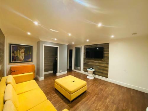 Hotel Casa Blanca Inn & Suites
