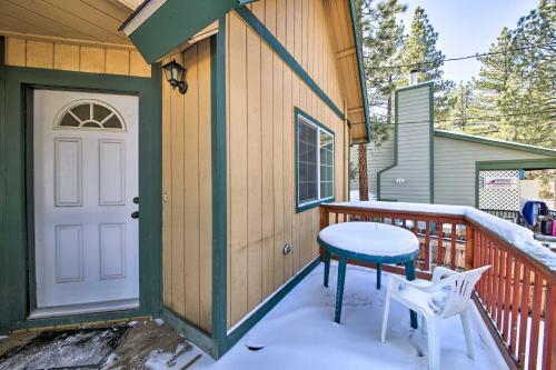 Cozy Big Bear Home - 15 Min To Lake And Skiing!
