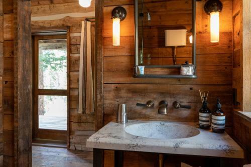 Hotel Eleven Experience Taylor River Lodge