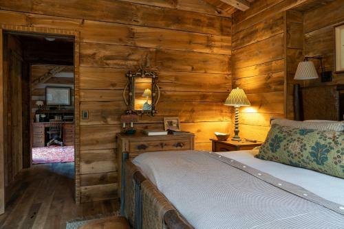 Hotel Eleven Experience Taylor River Lodge