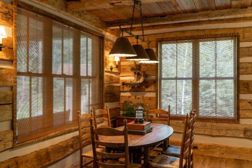 Hotel Eleven Experience Taylor River Lodge