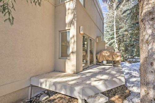 Spacious Aspen Townhouse With Mtn Views And Ski Access